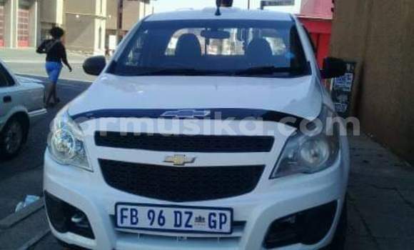 Acheter Occasion Voiture Chevrolet Corsa Blanc à Beitbridge, Matabeleland South Acheter Occasion Voiture Chevrolet Corsa Blanc à Beitbridge, Matabeleland South
