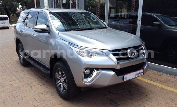 Tenga Tsaru Toyota Hilux Chena Mota in Beitbridge in Matabeleland South Tenga Tsaru Toyota Hilux Chena Mota in Beitbridge in Matabeleland South