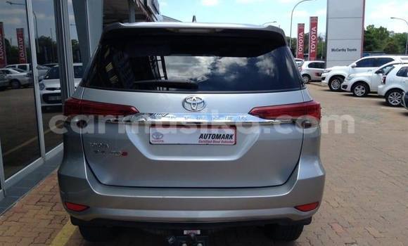 Tenga Tsaru Toyota Hilux Chena Mota in Beitbridge in Matabeleland South Tenga Tsaru Toyota Hilux Chena Mota in Beitbridge in Matabeleland South
