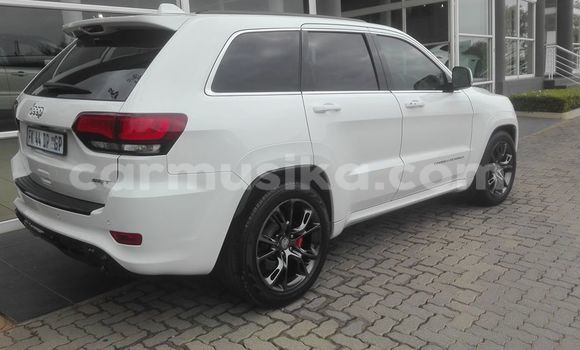Tenga Imported Jeep Cherokee Chena Mota in Beitbridge in Matabeleland South Tenga Imported Jeep Cherokee Chena Mota in Beitbridge in Matabeleland South