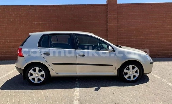 Tenga Imported Volkswagen Golf Sirivha Mota in Beitbridge in Matabeleland South Tenga Imported Volkswagen Golf Sirivha Mota in Beitbridge in Matabeleland South