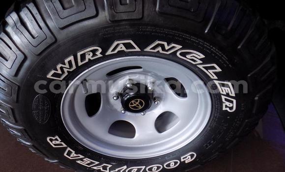 Buy Used Toyota Land Cruiser White Car in Beitbridge in Matabeleland South Buy Used Toyota Land Cruiser White Car in Beitbridge in Matabeleland South