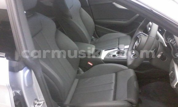 Acheter Occasion Voiture Audi A5 Gris à Harare, Harare Acheter Occasion Voiture Audi A5 Gris à Harare, Harare