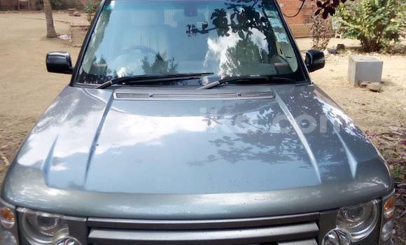 Nunua Ilio tumika Land Rover Range Rover Kijani Gari ndani ya Harare nchini Harare