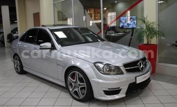 Acheter Occasion Voiture Mercedes‒Benz C–Class Gris à Harare, Harare Acheter Occasion Voiture Mercedes‒Benz C–Class Gris à Harare, Harare
