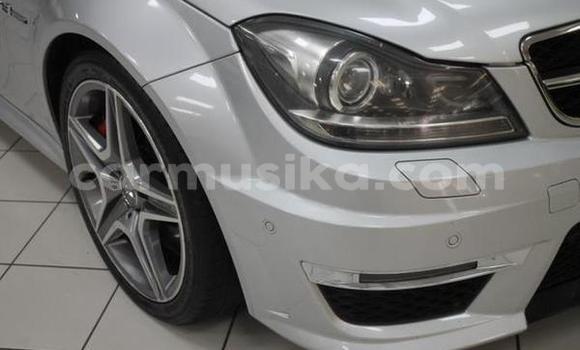 Acheter Occasion Voiture Mercedes‒Benz C–Class Gris à Harare, Harare Acheter Occasion Voiture Mercedes‒Benz C–Class Gris à Harare, Harare