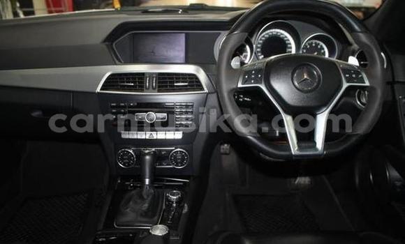 Acheter Occasion Voiture Mercedes‒Benz C–Class Gris à Harare, Harare Acheter Occasion Voiture Mercedes‒Benz C–Class Gris à Harare, Harare