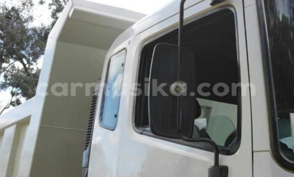 Acheter Occasion Voiture Mitsubishi FTO Blanc à Beitbridge, Matabeleland South Acheter Occasion Voiture Mitsubishi FTO Blanc à Beitbridge, Matabeleland South