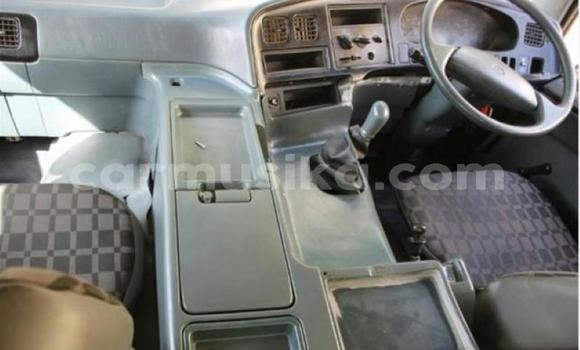 Acheter Occasion Voiture Mitsubishi FTO Blanc à Beitbridge, Matabeleland South Acheter Occasion Voiture Mitsubishi FTO Blanc à Beitbridge, Matabeleland South