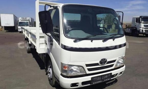 Acheter Occasion Voiture Toyota Dyna Blanc à Harare, Harare Acheter Occasion Voiture Toyota Dyna Blanc à Harare, Harare