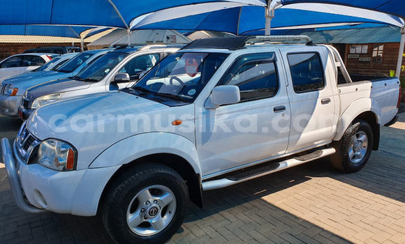 Acheter Occasion Voiture Nissan Hardbody Blanc à Harare, Harare Acheter Occasion Voiture Nissan Hardbody Blanc à Harare, Harare