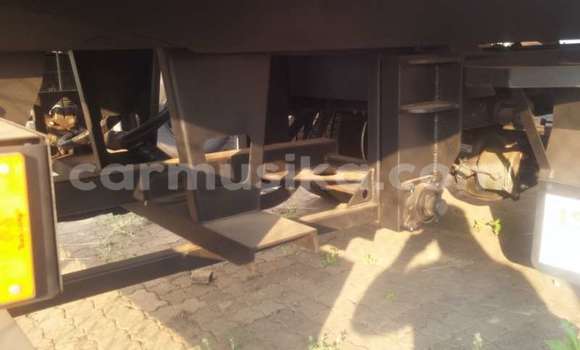 Acheter Occasion Voiture Isuzu 117 Blanc à Beitbridge, Matabeleland South Acheter Occasion Voiture Isuzu 117 Blanc à Beitbridge, Matabeleland South