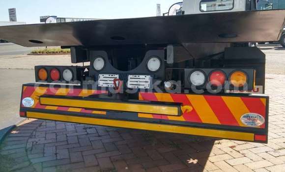 Acheter Occasion Voiture Isuzu 117 Blanc à Beitbridge, Matabeleland South Acheter Occasion Voiture Isuzu 117 Blanc à Beitbridge, Matabeleland South