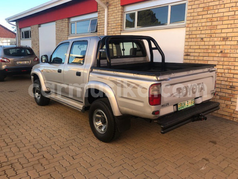 Big with watermark toyota hilux matabeleland south beitbridge 8585