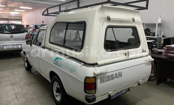 Nunua Ilio tumika Nissan Pickup Nyeupe Gari ndani ya Beitbridge nchini Matabeleland Kusini Nunua Ilio tumika Nissan Pickup Nyeupe Gari ndani ya Beitbridge nchini Matabeleland Kusini