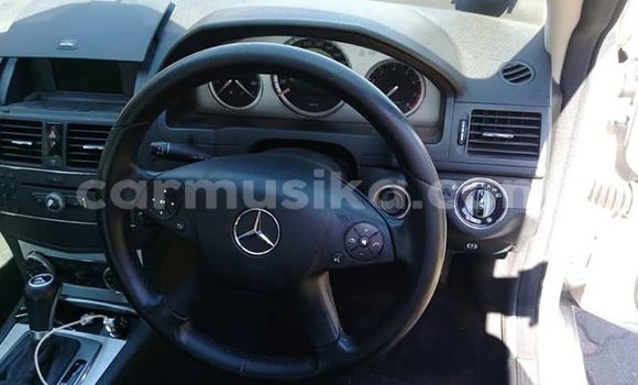 Acheter Occasion Voiture Mercedes‒Benz C–Class Gris à Harare, Harare Acheter Occasion Voiture Mercedes‒Benz C–Class Gris à Harare, Harare
