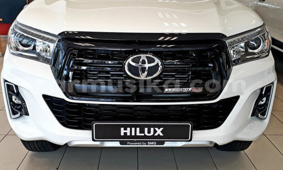 Nunua Ilio tumika Toyota Hilux Nyeupe Gari ndani ya Beitbridge nchini Matabeleland Kusini Nunua Ilio tumika Toyota Hilux Nyeupe Gari ndani ya Beitbridge nchini Matabeleland Kusini