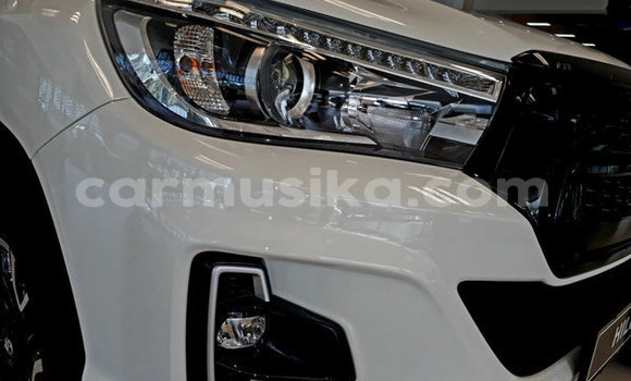 Nunua Ilio tumika Toyota Hilux Nyeupe Gari ndani ya Beitbridge nchini Matabeleland Kusini Nunua Ilio tumika Toyota Hilux Nyeupe Gari ndani ya Beitbridge nchini Matabeleland Kusini