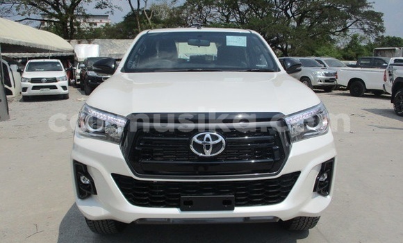 Acheter Occasion Voiture Toyota Hilux Blanc à Beitbridge, Matabeleland South Acheter Occasion Voiture Toyota Hilux Blanc à Beitbridge, Matabeleland South