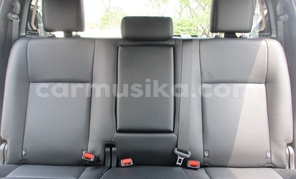 Acheter Occasion Voiture Toyota Hilux Blanc à Beitbridge, Matabeleland South Acheter Occasion Voiture Toyota Hilux Blanc à Beitbridge, Matabeleland South