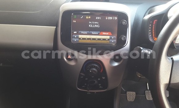 Tenga Tsaru Toyota Aygo Tsvuku Mota in Harare in Harare Tenga Tsaru Toyota Aygo Tsvuku Mota in Harare in Harare