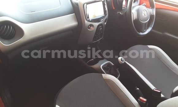 Tenga Tsaru Toyota Aygo Tsvuku Mota in Harare in Harare Tenga Tsaru Toyota Aygo Tsvuku Mota in Harare in Harare