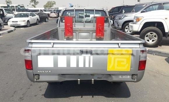 Buy Used Toyota Hilux Silver Car in Beitbridge in Matabeleland South Buy Used Toyota Hilux Silver Car in Beitbridge in Matabeleland South