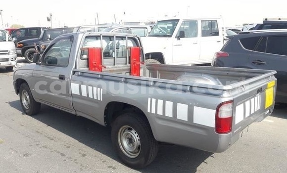 Buy Used Toyota Hilux Silver Car in Beitbridge in Matabeleland South Buy Used Toyota Hilux Silver Car in Beitbridge in Matabeleland South