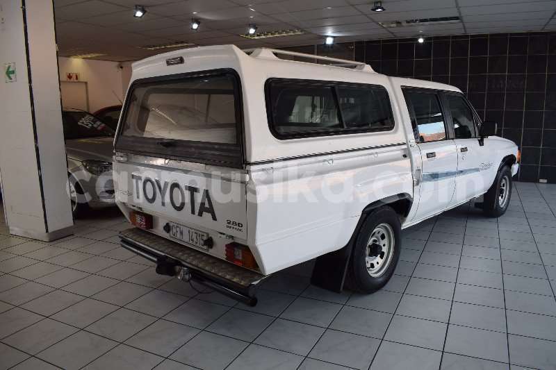 Big with watermark toyota hilux matabeleland south beitbridge 8654