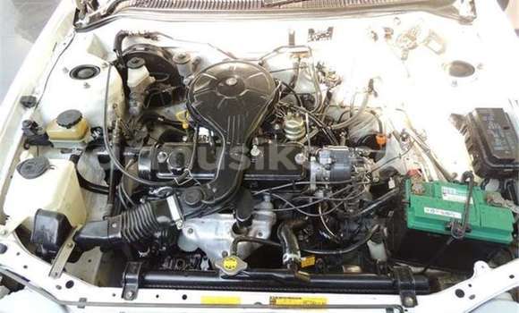 Tenga Tsaru Toyota Corolla Chena Mota in Beitbridge in Matabeleland South Tenga Tsaru Toyota Corolla Chena Mota in Beitbridge in Matabeleland South