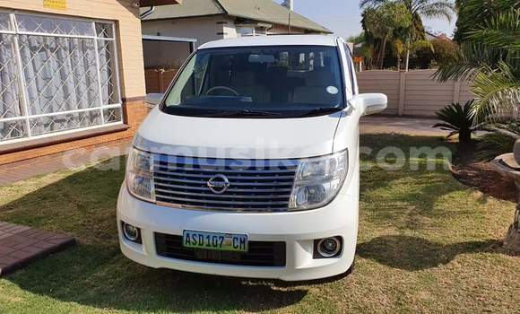 Acheter Occasion Voiture Nissan Pickup Blanc à Beitbridge, Matabeleland South Acheter Occasion Voiture Nissan Pickup Blanc à Beitbridge, Matabeleland South