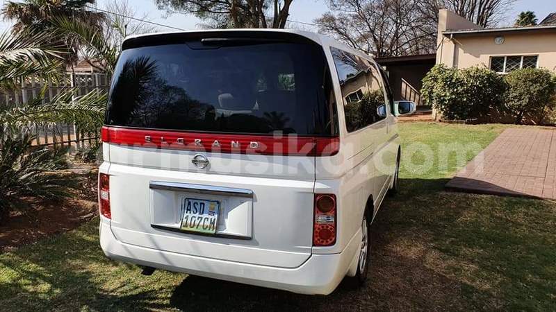 Big with watermark nissan pickup matabeleland south beitbridge 8659