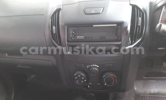 Tenga Tsaru Isuzu KB Bhuruu Mota in Beitbridge in Matabeleland South Tenga Tsaru Isuzu KB Bhuruu Mota in Beitbridge in Matabeleland South