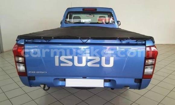 Tenga Tsaru Isuzu KB Bhuruu Mota in Beitbridge in Matabeleland South Tenga Tsaru Isuzu KB Bhuruu Mota in Beitbridge in Matabeleland South