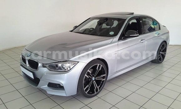 Tenga Tsaru BMW 3–Series Sirivha Mota in Beitbridge in Matabeleland South Tenga Tsaru BMW 3–Series Sirivha Mota in Beitbridge in Matabeleland South