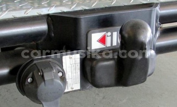 Tenga Tsaru Isuzu KB Chena Mota in Beitbridge in Matabeleland South Tenga Tsaru Isuzu KB Chena Mota in Beitbridge in Matabeleland South