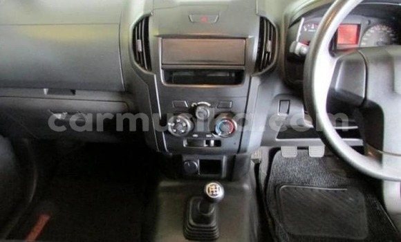 Tenga Tsaru Isuzu KB Chena Mota in Beitbridge in Matabeleland South Tenga Tsaru Isuzu KB Chena Mota in Beitbridge in Matabeleland South