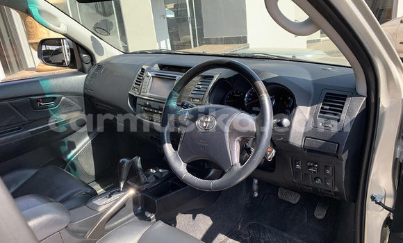Buy Used Toyota Fortuner Silver Car in Beitbridge in Matabeleland South Buy Used Toyota Fortuner Silver Car in Beitbridge in Matabeleland South