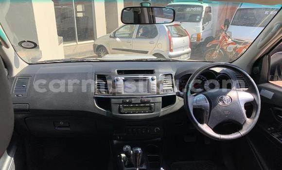 Buy Used Toyota Fortuner Silver Car in Beitbridge in Matabeleland South Buy Used Toyota Fortuner Silver Car in Beitbridge in Matabeleland South