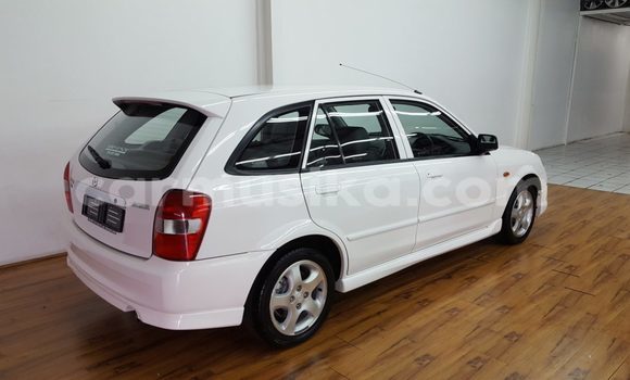 Nunua Ilio tumika Mazda 323 Nyeupe Gari ndani ya Beitbridge nchini Matabeleland Kusini Nunua Ilio tumika Mazda 323 Nyeupe Gari ndani ya Beitbridge nchini Matabeleland Kusini