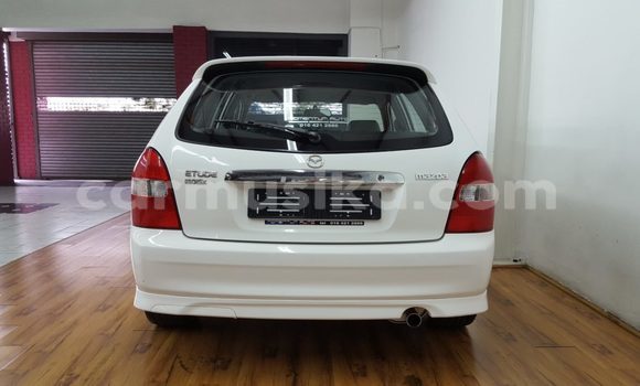 Nunua Ilio tumika Mazda 323 Nyeupe Gari ndani ya Beitbridge nchini Matabeleland Kusini Nunua Ilio tumika Mazda 323 Nyeupe Gari ndani ya Beitbridge nchini Matabeleland Kusini