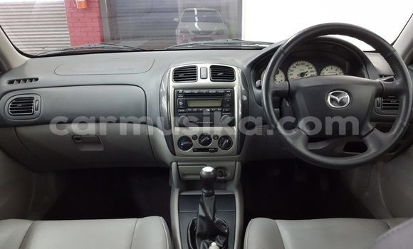 Nunua Ilio tumika Mazda 323 Nyeupe Gari ndani ya Beitbridge nchini Matabeleland Kusini Nunua Ilio tumika Mazda 323 Nyeupe Gari ndani ya Beitbridge nchini Matabeleland Kusini