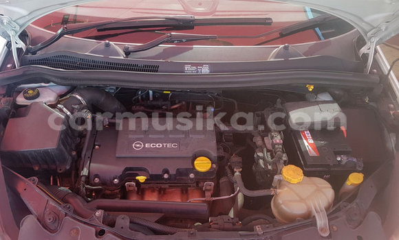 Buy Used Opel Corsa White Car in Beitbridge in Matabeleland South Buy Used Opel Corsa White Car in Beitbridge in Matabeleland South
