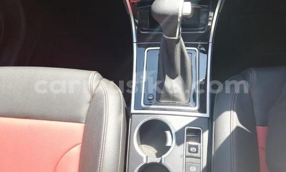 Acheter Occasion Voiture Haval H2 Rouge à Beitbridge, Matabeleland South Acheter Occasion Voiture Haval H2 Rouge à Beitbridge, Matabeleland South