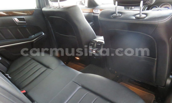 Tenga Tsaru Mercedes‒Benz E–Class Sirivha Mota in Harare in Harare Tenga Tsaru Mercedes‒Benz E–Class Sirivha Mota in Harare in Harare