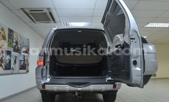 Tenga Tsaru Mitsubishi Pajero Sirivha Mota in Beitbridge in Matabeleland South Tenga Tsaru Mitsubishi Pajero Sirivha Mota in Beitbridge in Matabeleland South