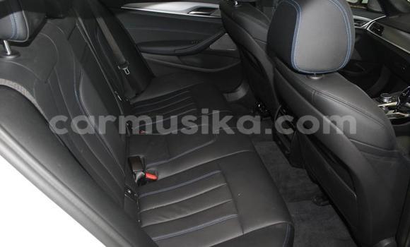 Tenga Tsaru BMW 3–Series Chena Mota in Beitbridge in Matabeleland South Tenga Tsaru BMW 3–Series Chena Mota in Beitbridge in Matabeleland South