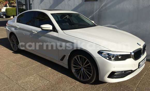 Tenga Tsaru BMW 3–Series Chena Mota in Beitbridge in Matabeleland South Tenga Tsaru BMW 3–Series Chena Mota in Beitbridge in Matabeleland South