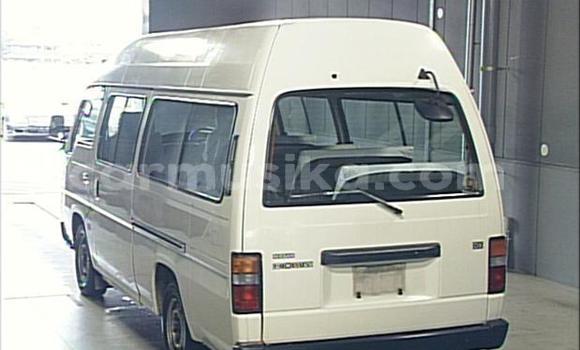 Buy Used Nissan Caravan White Car in Beitbridge in Matabeleland South Buy Used Nissan Caravan White Car in Beitbridge in Matabeleland South