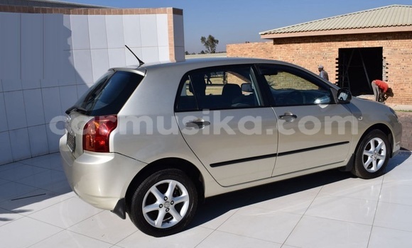 Acheter Occasion Voiture Toyota Runx Autre à Beitbridge, Matabeleland South Acheter Occasion Voiture Toyota Runx Autre à Beitbridge, Matabeleland South